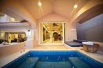 Pool side to living area
